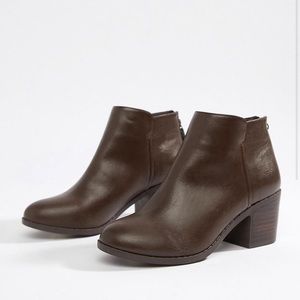 Brown ankle boots